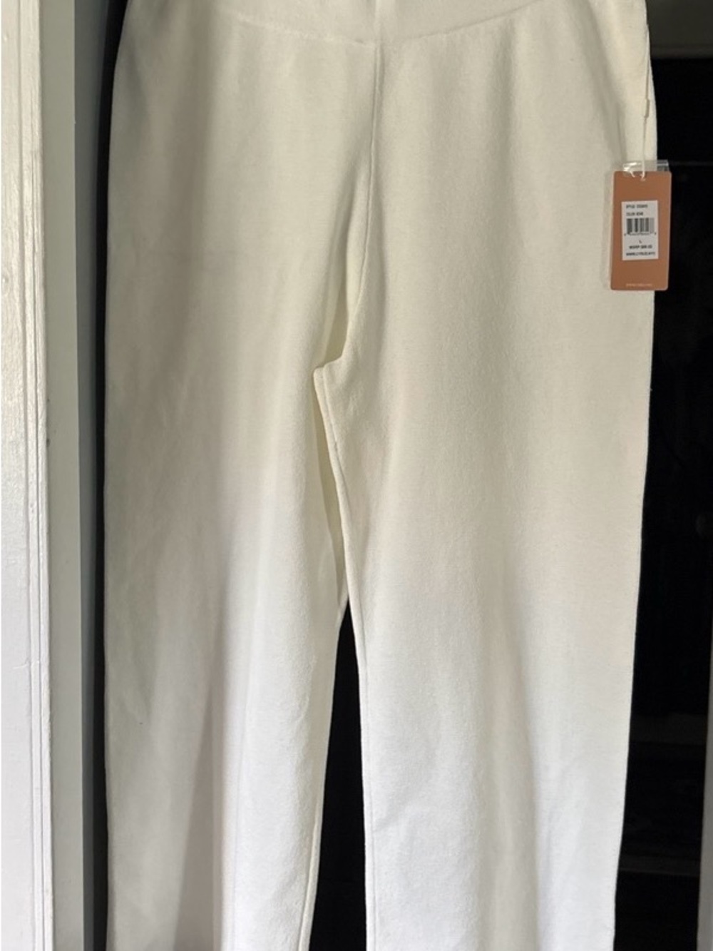 Womens Cyrus NYC White High- waisted straight leg pull on pants in Size Large